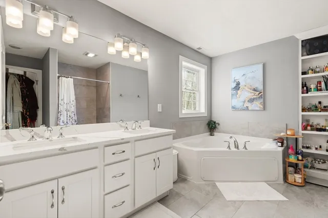 $935,000 | 36 Gilchrest Street, Lunenburg, MA 01462