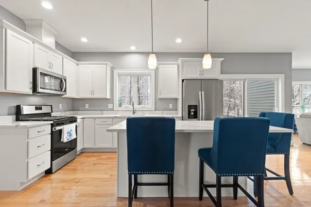 $935,000 | 36 Gilchrest Street, Lunenburg, MA 01462