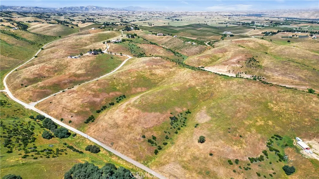 0 Crest View Paso Robles, CA 93446 - Photo 2 of 12 an aerial view of ocean