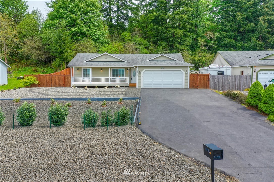 18618 Albany Street Southwest Rochester, WA 98579 - Photo 2 of 36