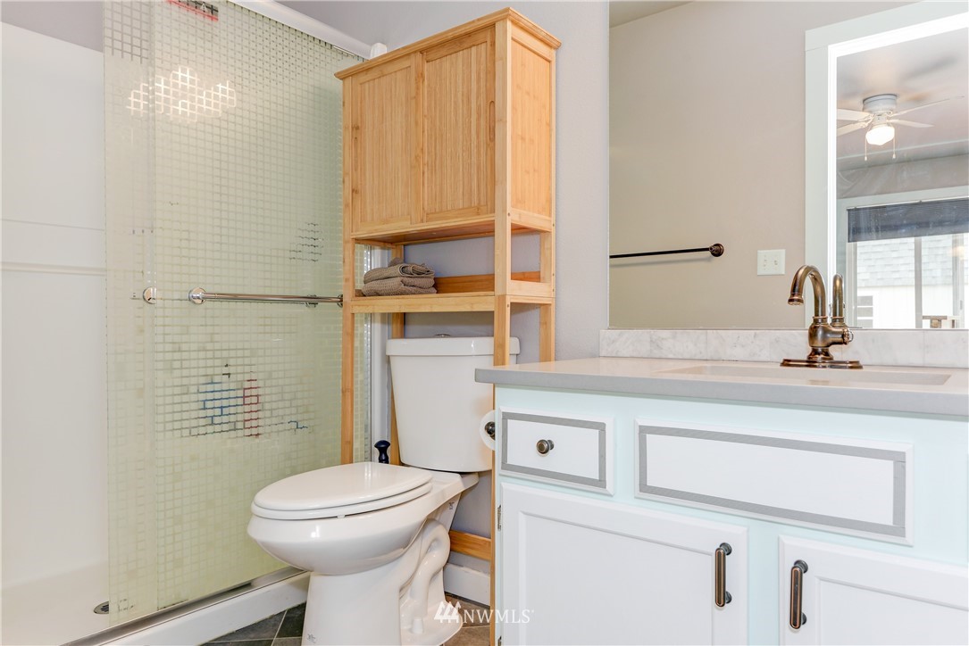 18618 Albany Street Southwest Rochester, WA 98579 - Photo 19 of 36