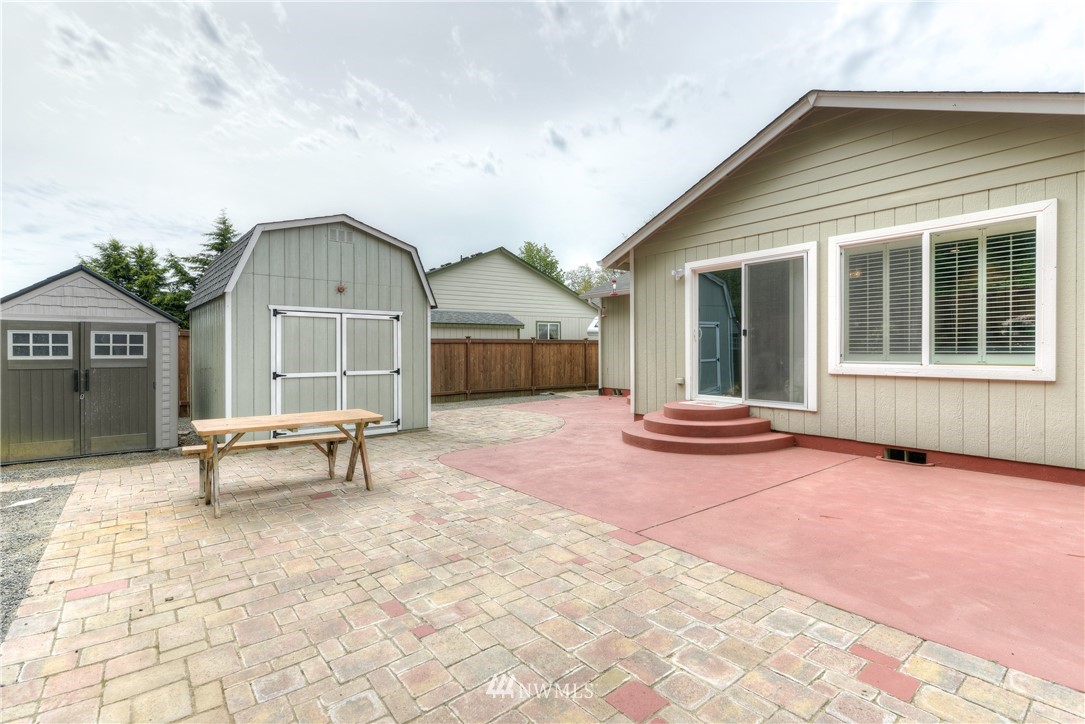 18618 Albany Street Southwest Rochester, WA 98579 - Photo 28 of 36