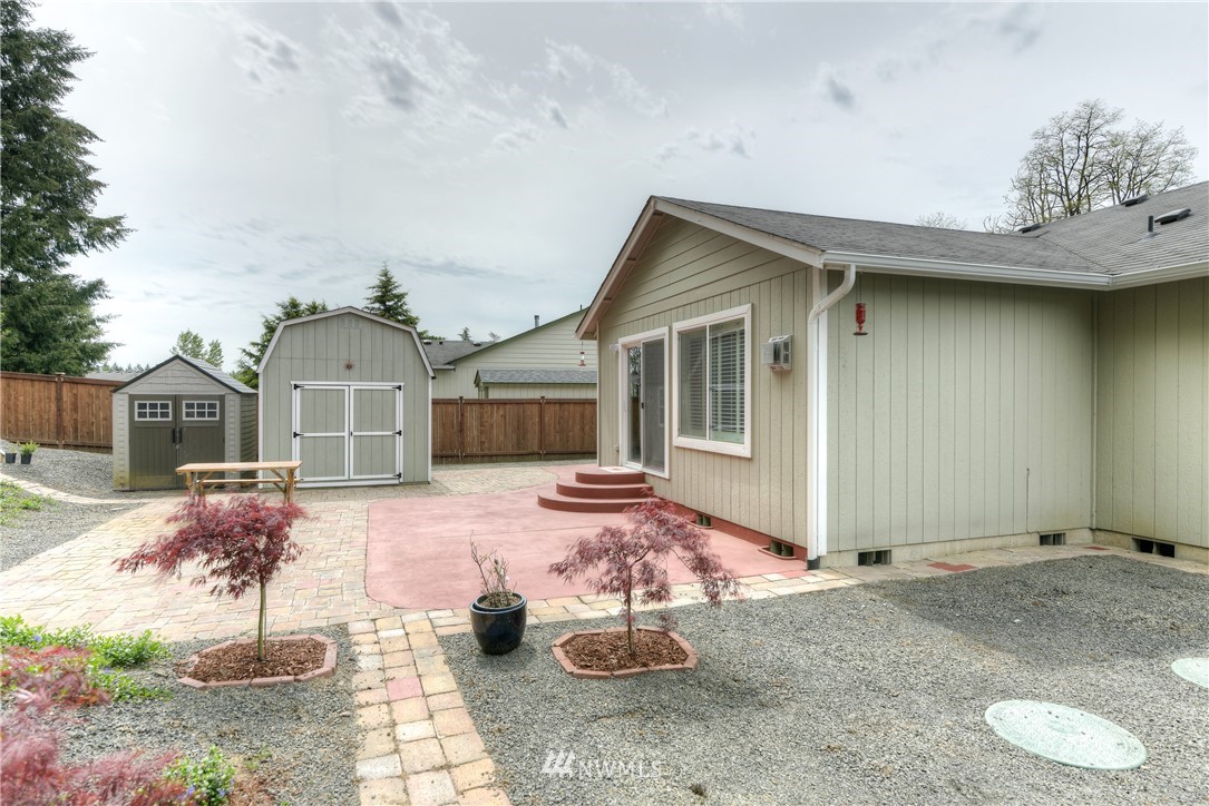 18618 Albany Street Southwest Rochester, WA 98579 - Photo 33 of 36