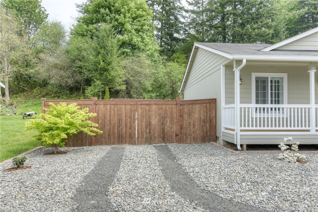 18618 Albany Street Southwest Rochester, WA 98579 - Photo 34 of 36