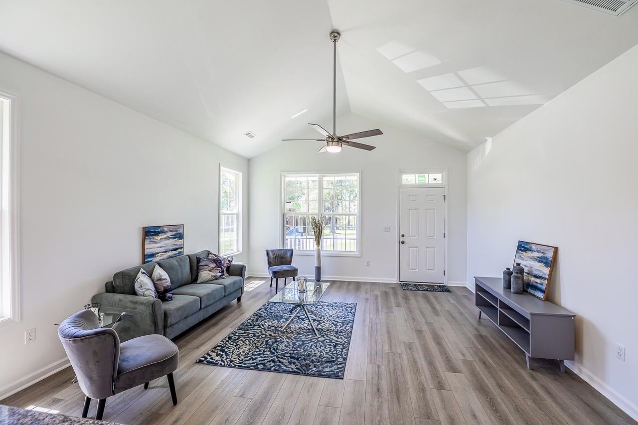 417 Fairview Road Laurens, SC 29360 - Photo 4 of 27