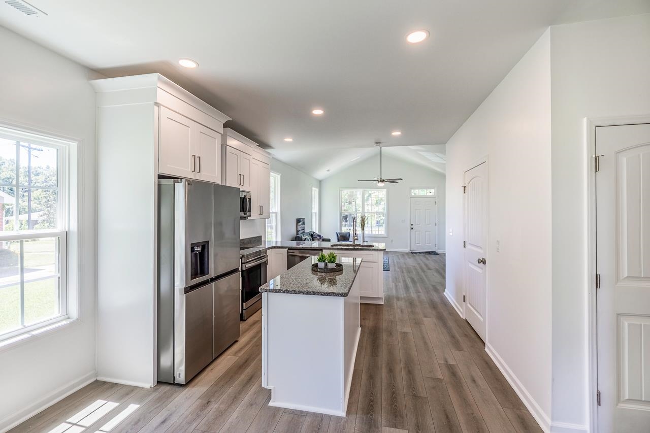 417 Fairview Road Laurens, SC 29360 - Photo 9 of 27