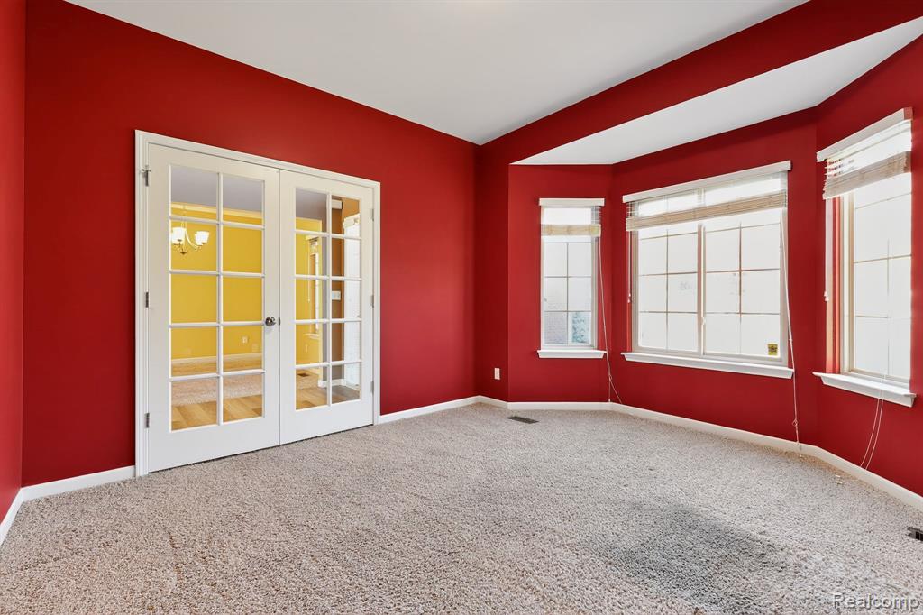 1838 Mackwood Road Rochester, MI 48307 - Photo 15 of 50