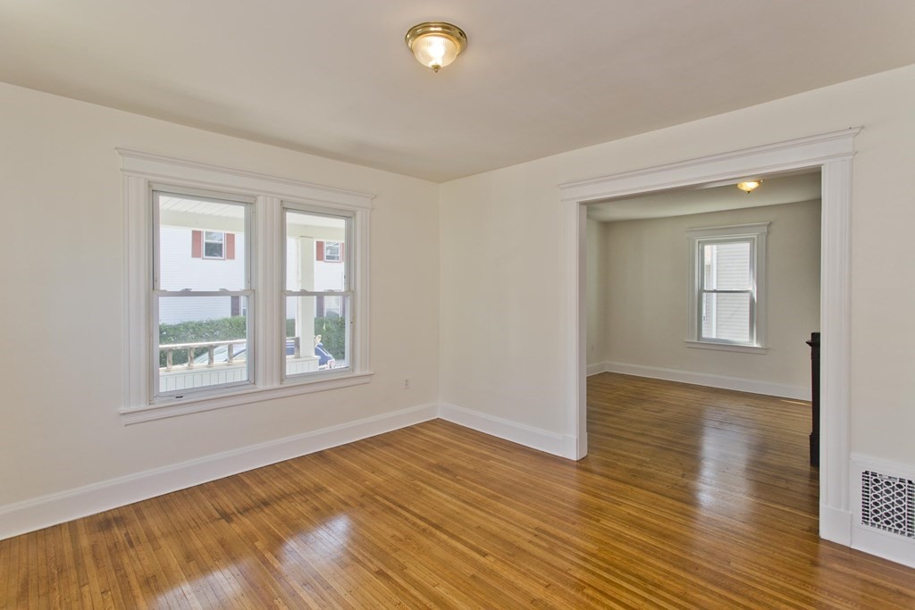 18 Greenacre Square Springfield, MA 01105 - Photo 15 of 35