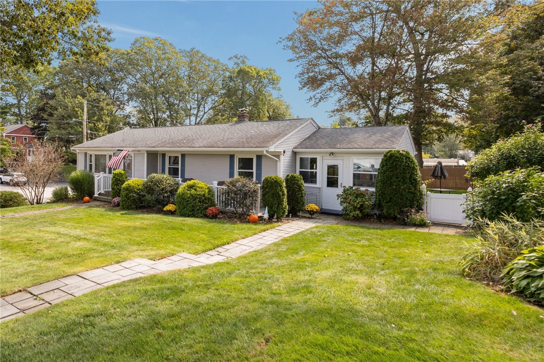 2 Fairview Drive Smithfield, RI 02828 - Photo 5 of 41 Exterior front