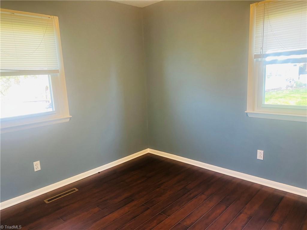236 Badgett Avenue Mount Airy, NC 27030 - Photo 11 of 19