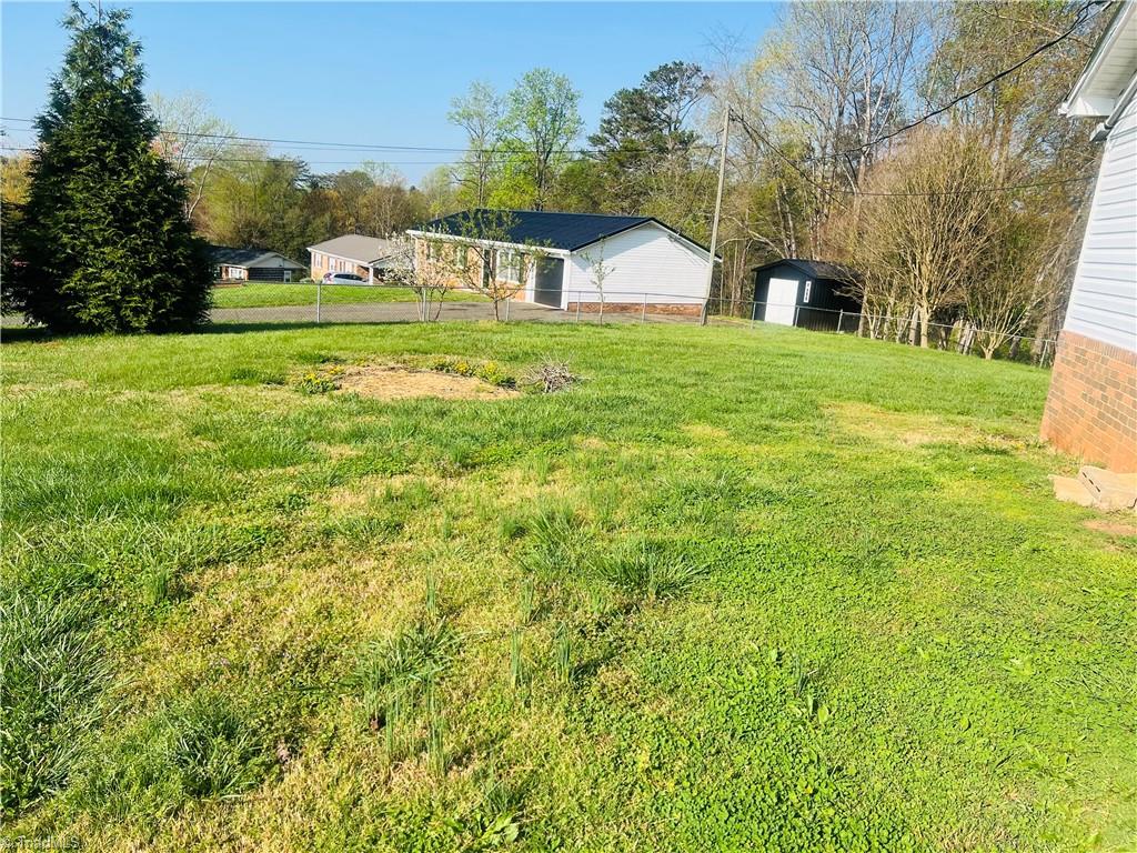 236 Badgett Avenue Mount Airy, NC 27030 - Photo 16 of 19