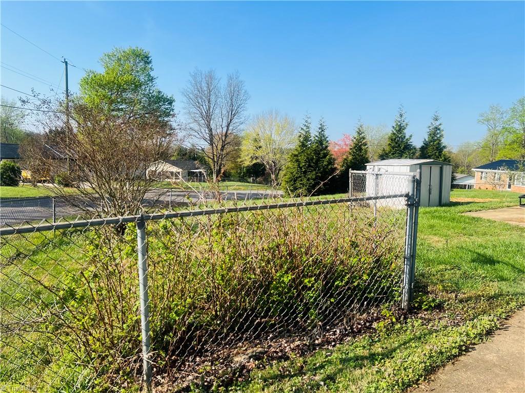 236 Badgett Avenue Mount Airy, NC 27030 - Photo 18 of 19