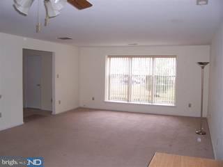 808 Wharton Road Mount Laurel, NJ 08054 - Photo 3 of 4