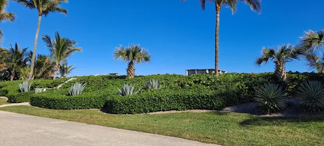 $8,000 | 5500 Old Ocean Boulevard, Unit 210, Ocean Ridge, FL 33435