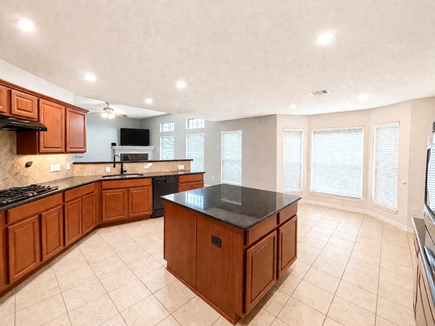 2323 Jerome Road League City, TX 77573 - Photo 6 of 7