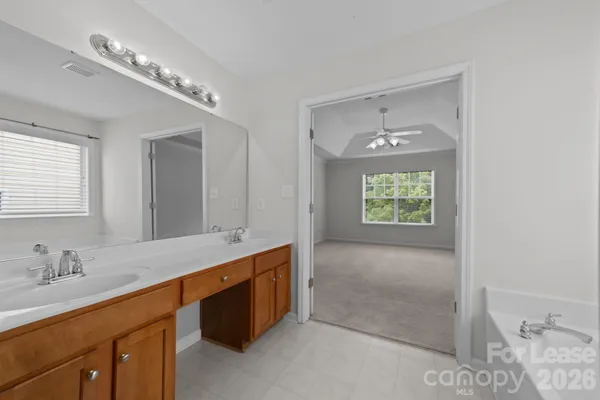 $2,300 | 18714 Coverdale Court, Cornelius, NC 28031