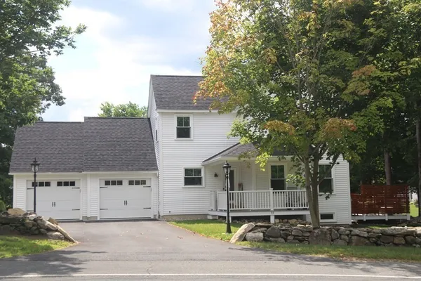 $2,600 | 79 North Main Street, Unit A, Belchertown, MA 01007