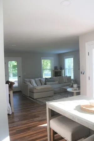 $2,600 | 79 North Main Street, Unit A, Belchertown, MA 01007