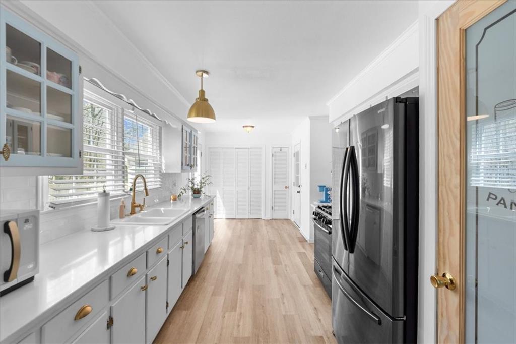 108 East Creekview Drive Southwest Rome, GA 30165 - Photo 9 of 39