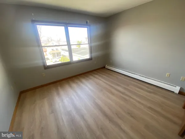 $1,100 | 113 Frank Street, Unit 6, Dunmore, PA 18512