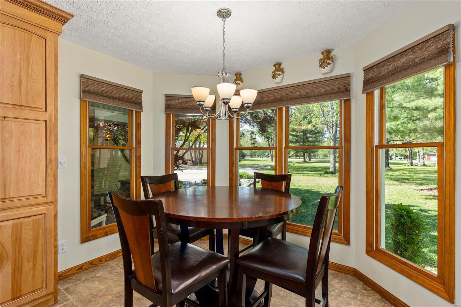 22263 Washer Road Mount Olive, IL 62069 - Photo 14 of 60