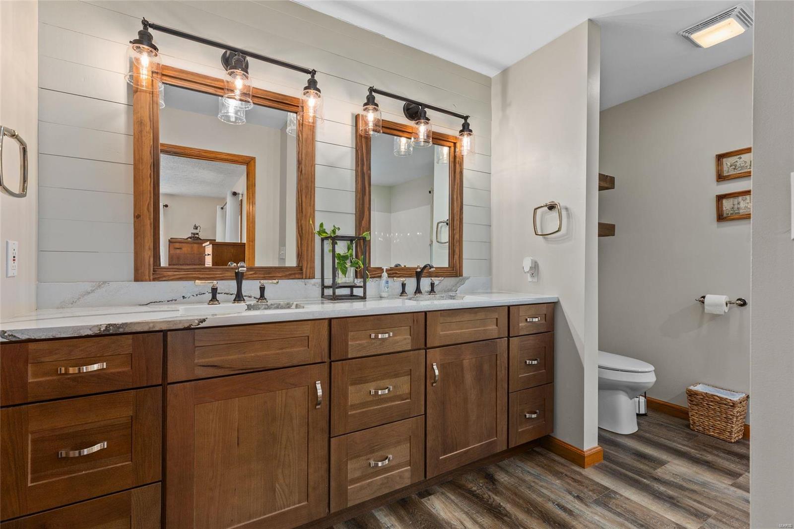22263 Washer Road Mount Olive, IL 62069 - Photo 23 of 60
