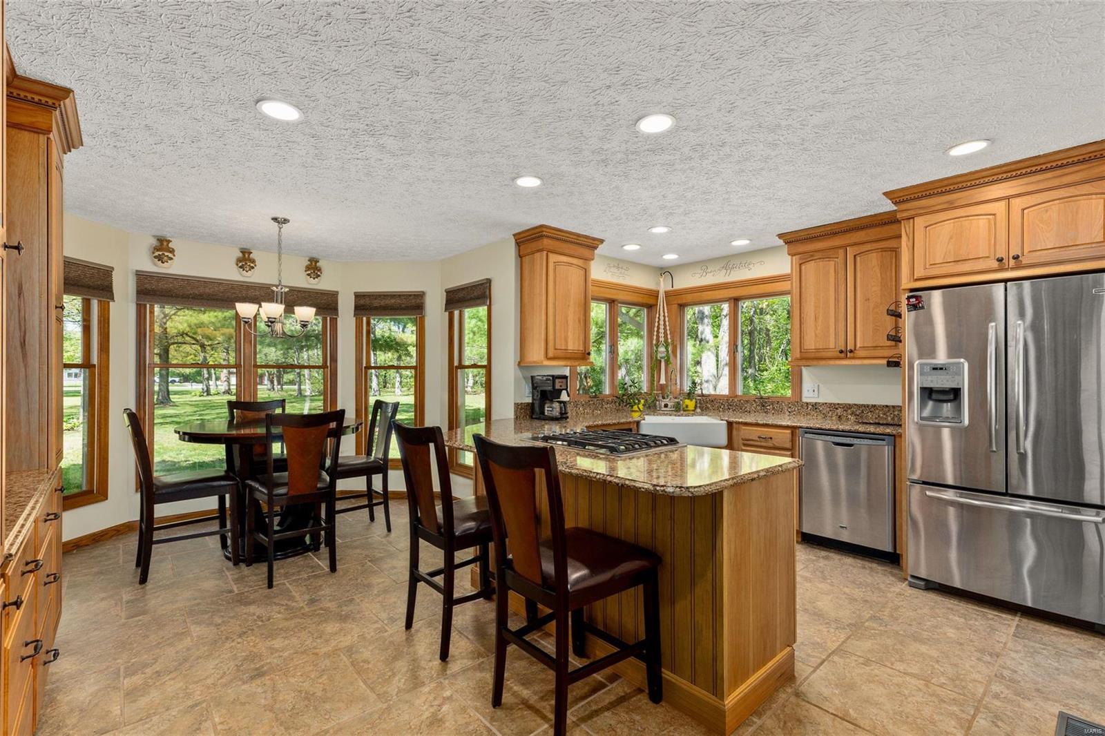 22263 Washer Road Mount Olive, IL 62069 - Photo 10 of 60