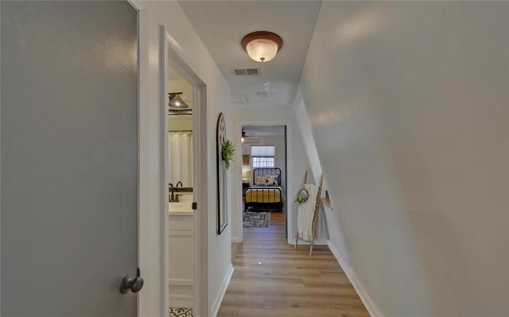 1492 Ivy Mountain Road Clarkesville, GA 30523 - Photo 16 of 53 a view of a hallway view with wooden floor and entryway