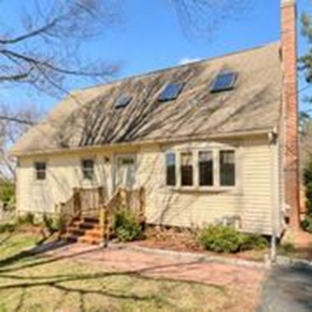 8 Briscoe Road Groveland, MA 01834 - Photo 2 of 28 Gallery Image 2