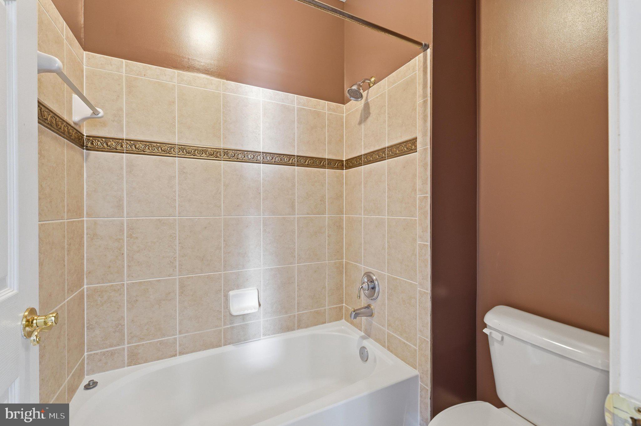 2148 Chestnut Lane Frederick, MD 21702 - Photo 38 of 77 Bathroom 3