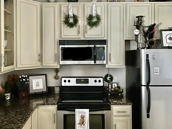 $299,000 | 101 Village Drive, Unit 101, Staunton, VA 24401