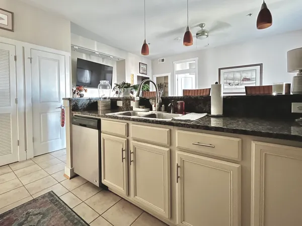 $299,000 | 101 Village Drive, Unit 101, Staunton, VA 24401