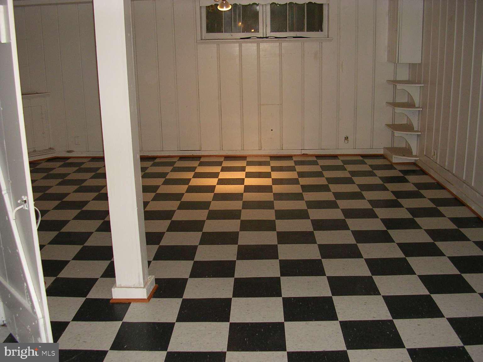 4654 Marble Hall Road Baltimore, MD 21239 - Photo 17 of 22