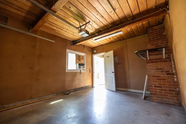 a view of entryway