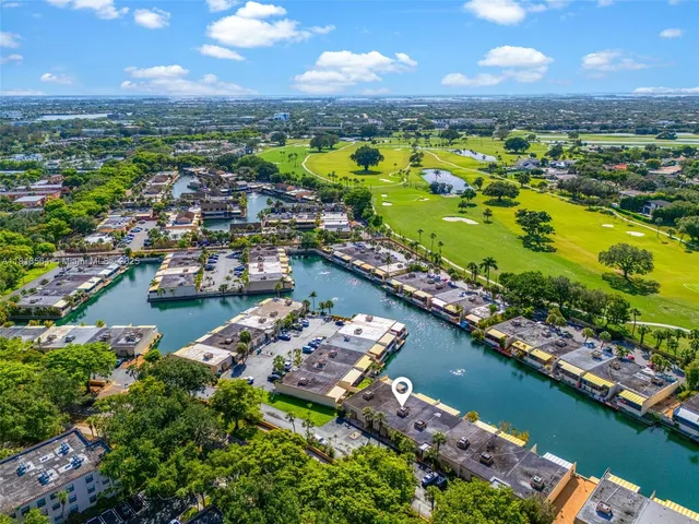 $3,000 | 15504 Sharpecroft Drive, Miami Lakes, FL 33014