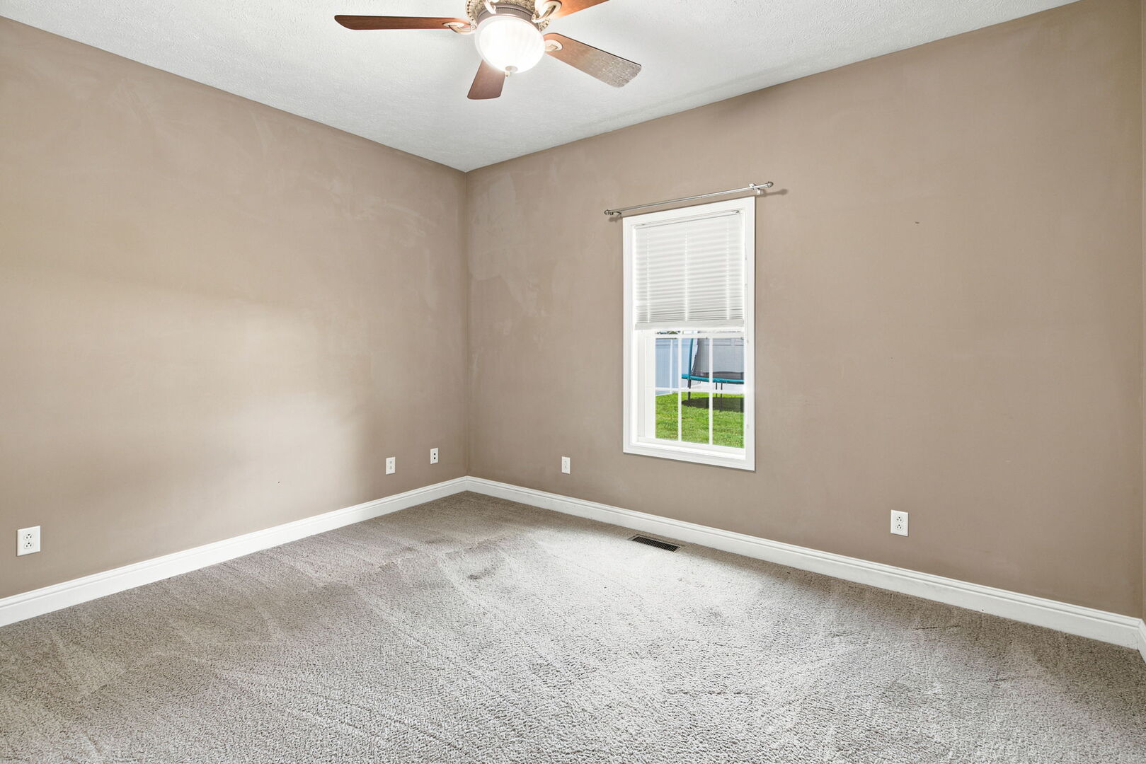 1104 Daybreak Drive Marion, IL 62959 - Photo 23 of 37 Gallery Image 23