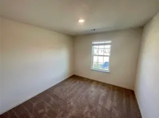 $1,699 | 1049 Riverdale Cove, Jarrell, TX 76537