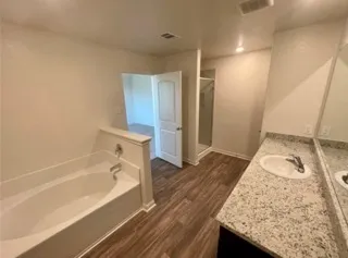 $1,699 | 1049 Riverdale Cove, Jarrell, TX 76537