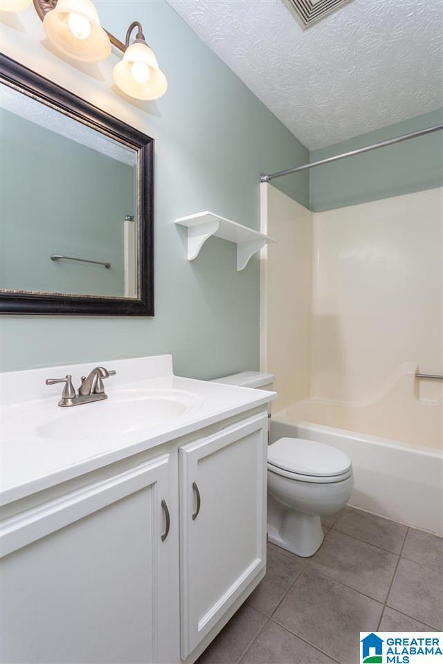 4421 Mayfair Road Anniston, AL 36207 - Photo 15 of 35