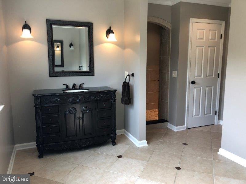 5671 South Deer Run Road Doylestown, PA 18902 - Photo 16 of 25 Gallery Image 16