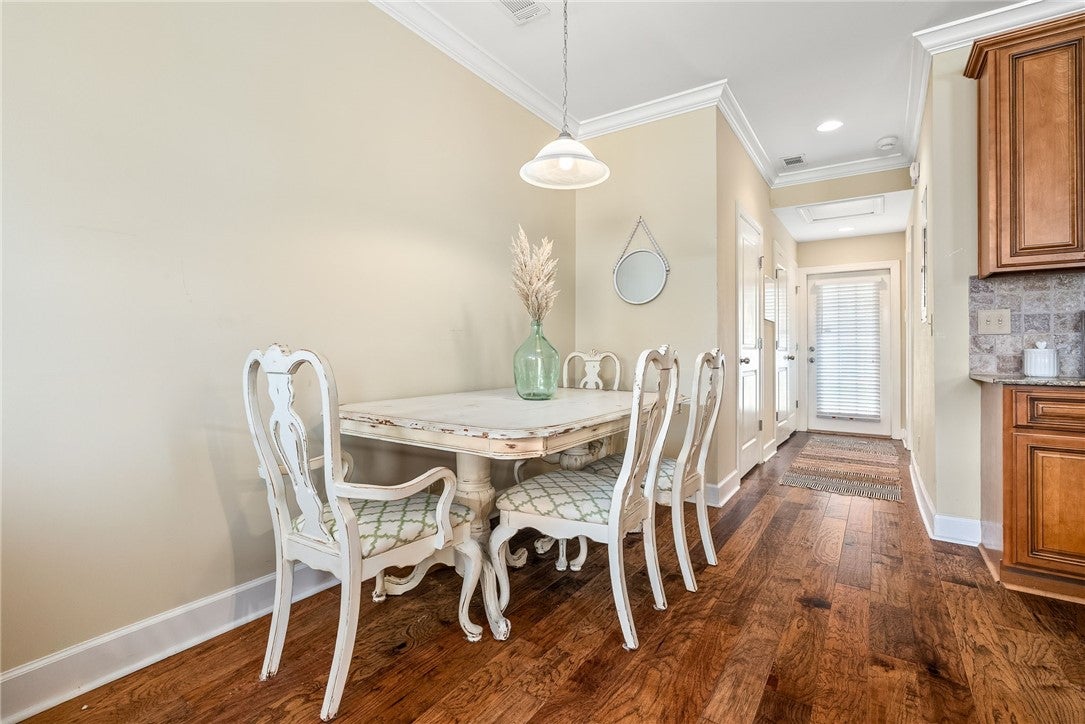 1957 Wire Road, Unit 28 Auburn, AL 36832 - Photo 7 of 20 Dining area