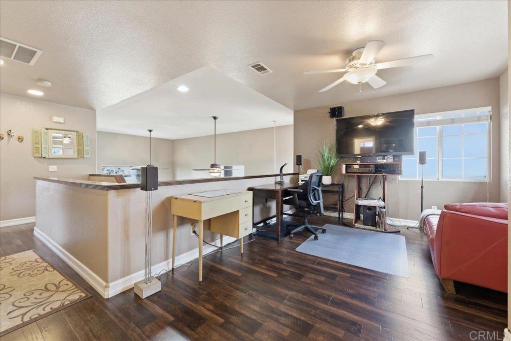 1361 Sunhaven Road Alpine, CA 91901 - Photo 16 of 37