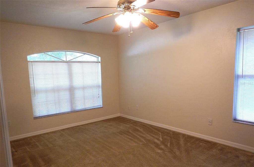 4981 Southwest 17th Terrace Gainesville, FL 32608 - Photo 14 of 21