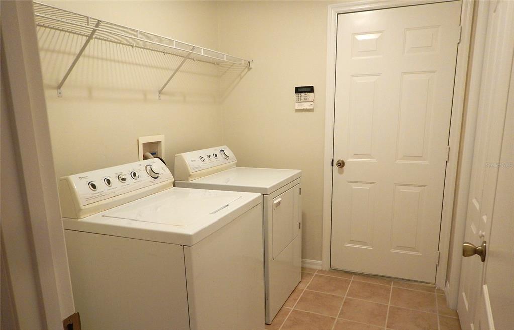 4981 Southwest 17th Terrace Gainesville, FL 32608 - Photo 17 of 21