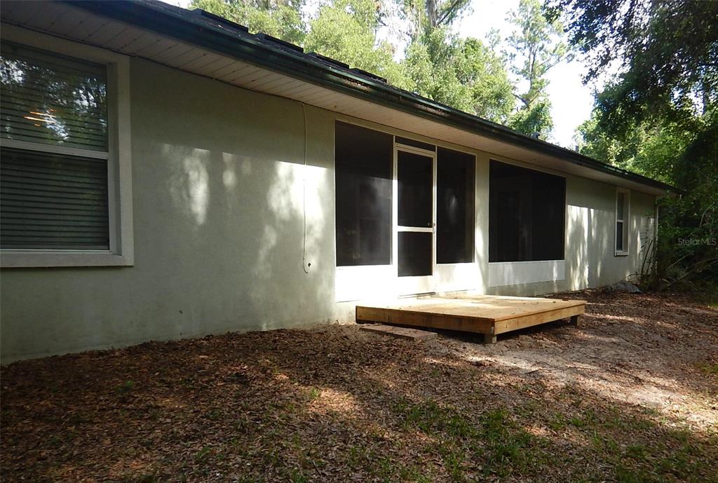 4981 Southwest 17th Terrace Gainesville, FL 32608 - Photo 19 of 21