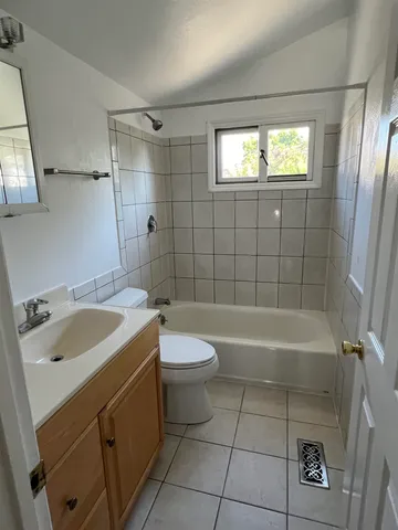 $4,750 | 2438 Martin Luther King Jr Way, Berkeley, CA 94704