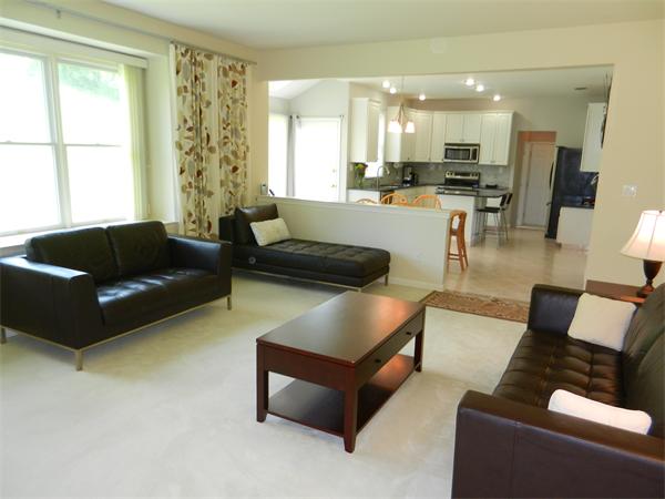 77 Robert Road Marlborough, MA 01752 - Photo 2 of 25 Gallery Image 2