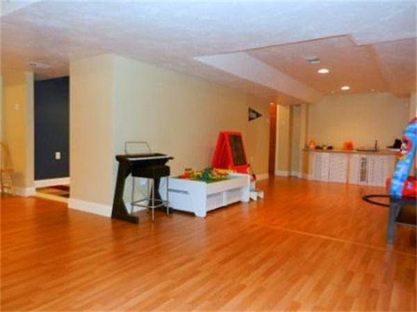 77 Robert Road Marlborough, MA 01752 - Photo 22 of 25 Gallery Image 22