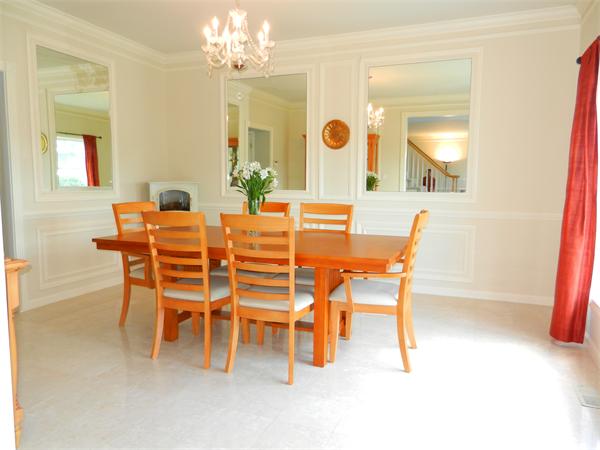 77 Robert Road Marlborough, MA 01752 - Photo 7 of 25 Gallery Image 7