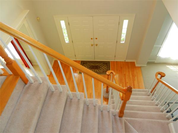 77 Robert Road Marlborough, MA 01752 - Photo 9 of 25 Gallery Image 9